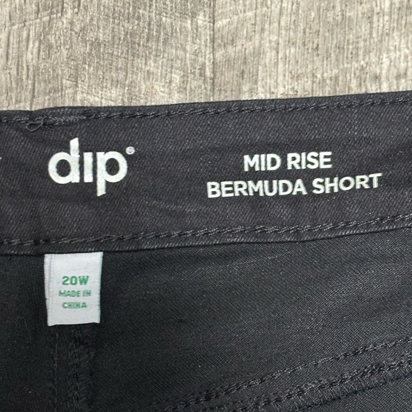 Women’s Dip 20W 2X Black Denim Jeans Bermuda Shorts Rolled Hem Stretch Mid Rise - Picture 9 of 11